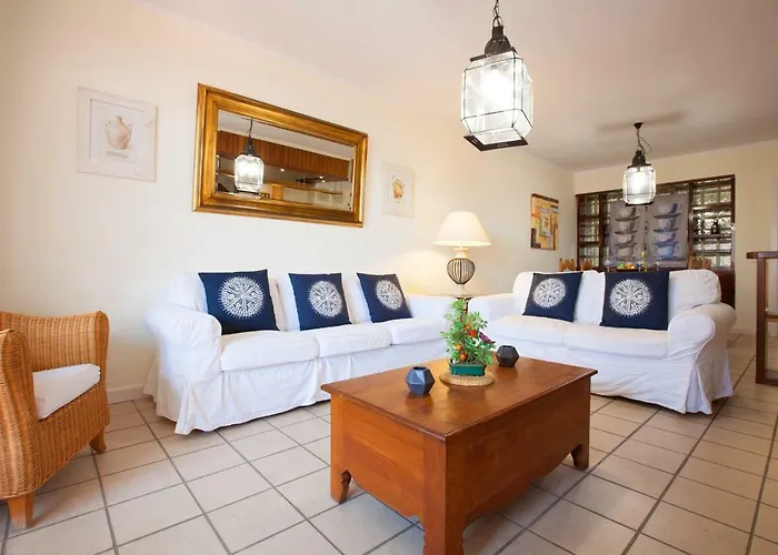 Ana Iris Playa Cucharas *